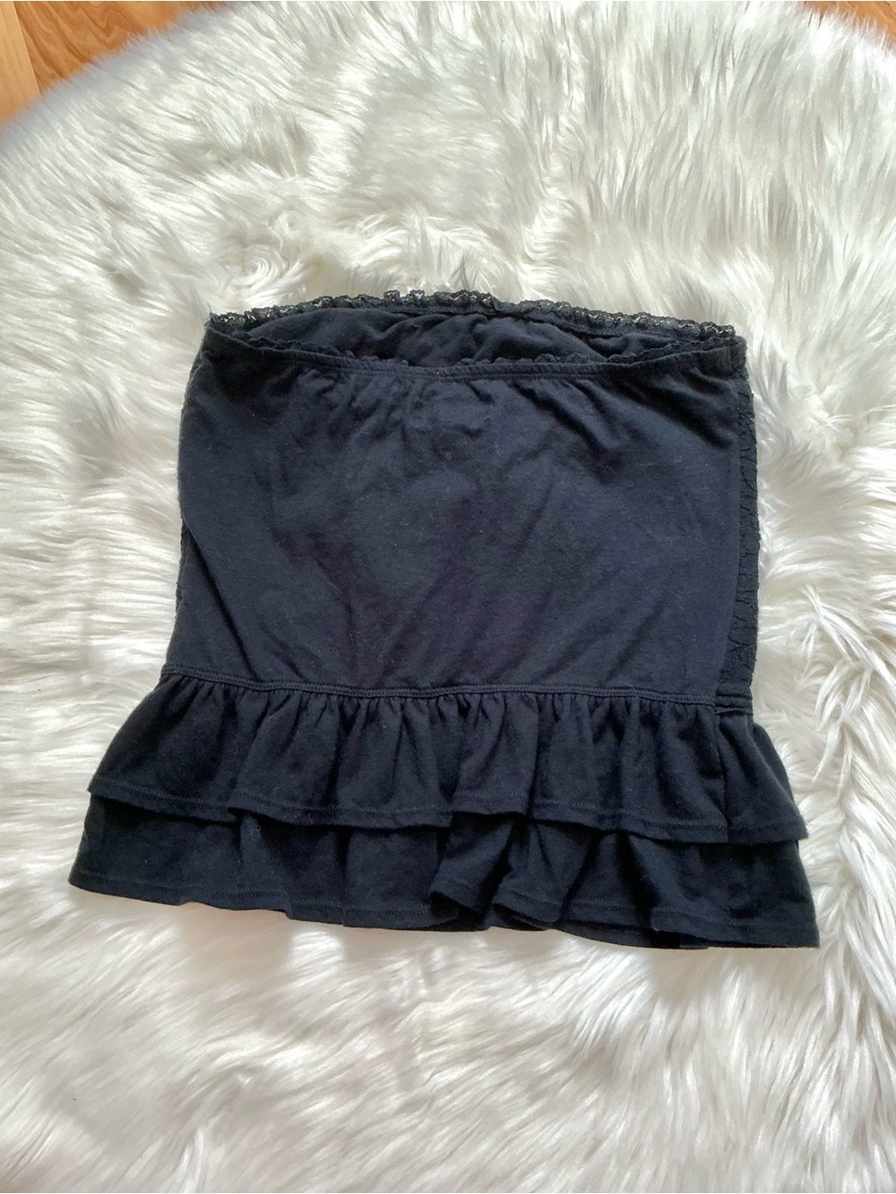 Hollister Co. navy blue lace front tube top with ruffle hem, size M - Picture 3 of 3